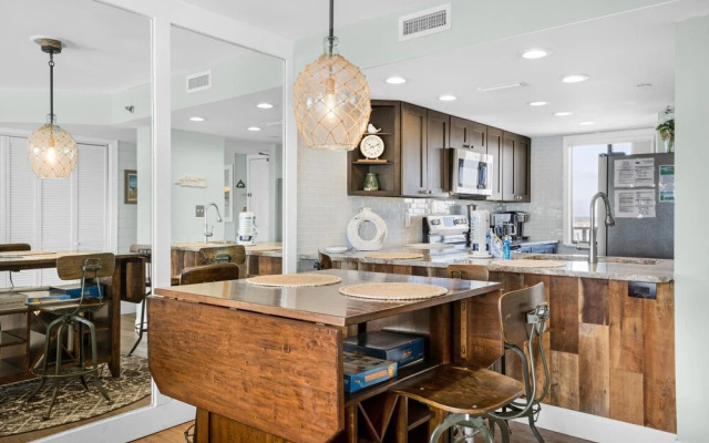 Commodore 1302 Caspian Rose