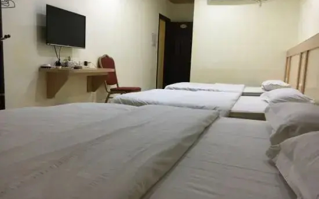 Foshan Xinxin Hotel (Sanshui Square)