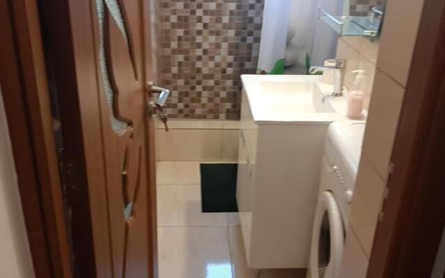 Apartament Gabi Strada Rozelor Etaj 2