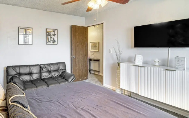 Furnished Patio! Family-friendly Tulsa Townhome