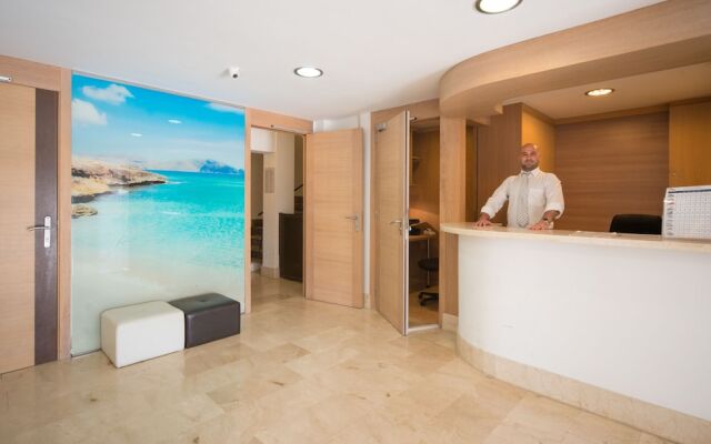 Apartamentos Embat