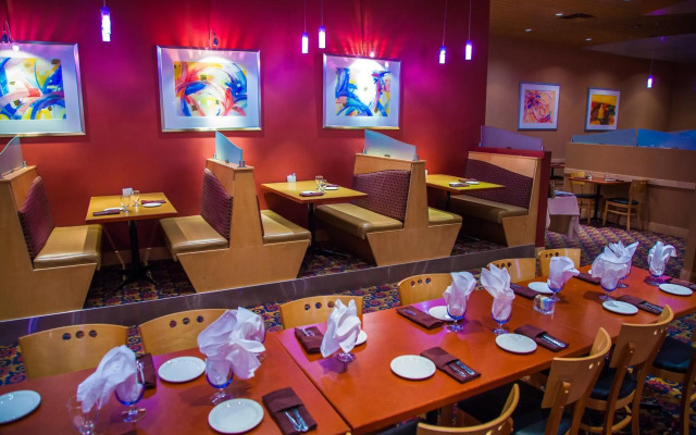 iHOTEL & Conference Center Red Deer