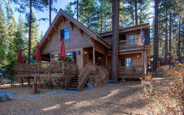 Smokey Joes - 5 Br Cabin