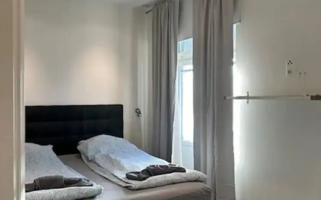 Luxury Apartment in City Hotspot