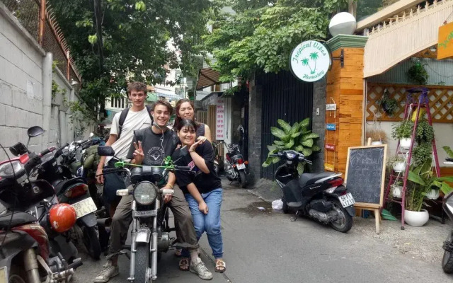 Tropical Vibes Homestay In Sai Gon Hostel