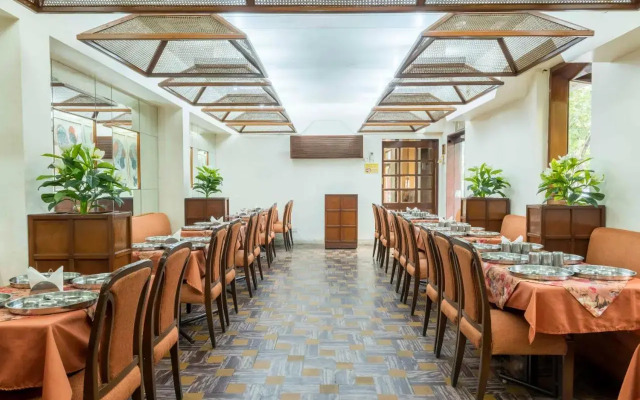 Hotel Parle International