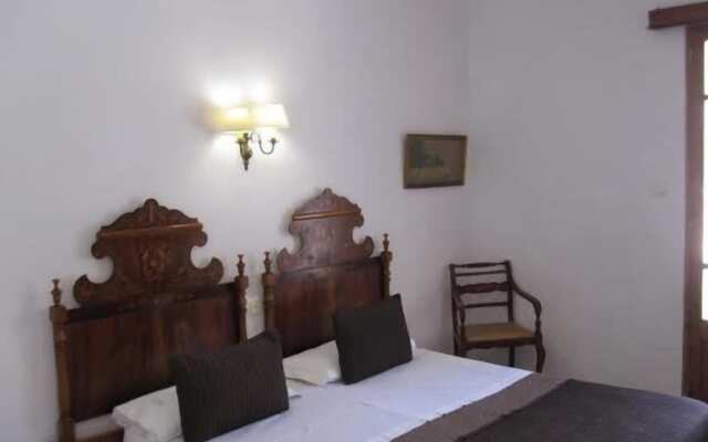 Hostal Residència Catalina Vera