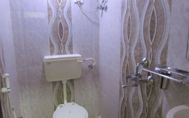 OYO 328 Hotel Royal Grand