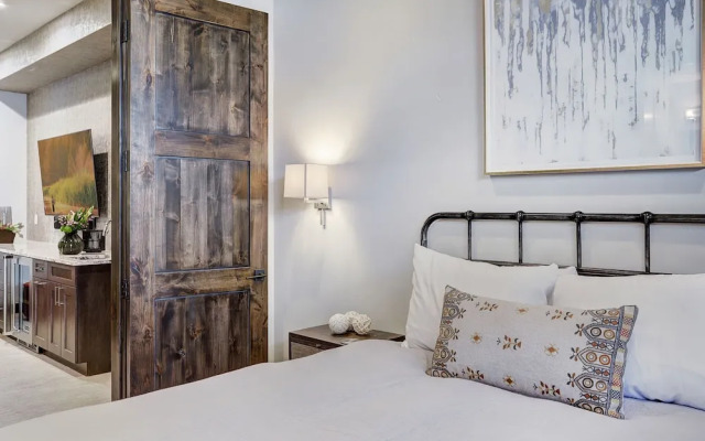 Wintours Leap 4 Bedroom Townhouse by RedAwning