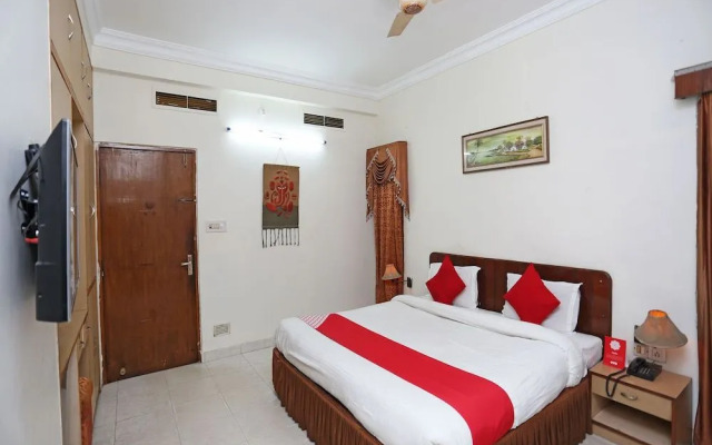 OYO 2257 Hotel MM Continental