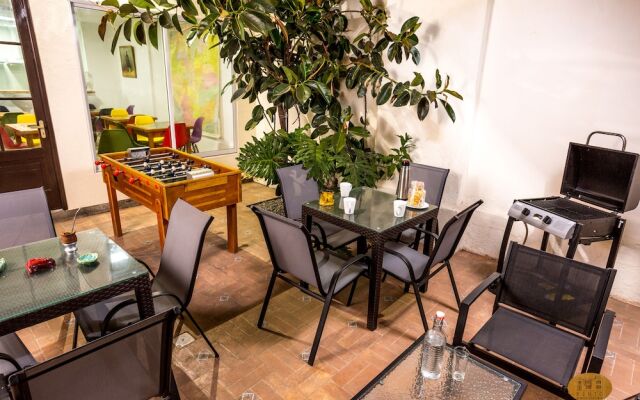 Bento Hostel - Adults Only