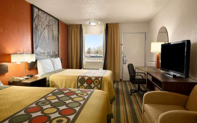 Super 8 By Wyndham Woodward