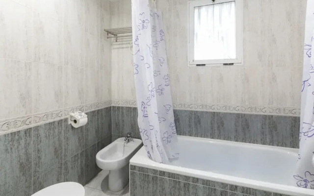 Estornell With 2 Bedrooms and 1 Bathrooms