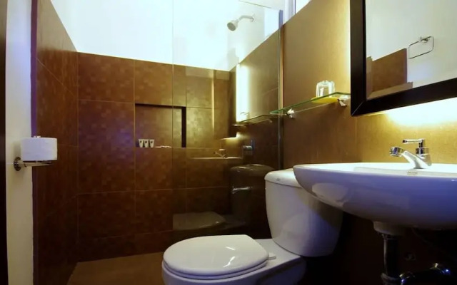 Yhotel