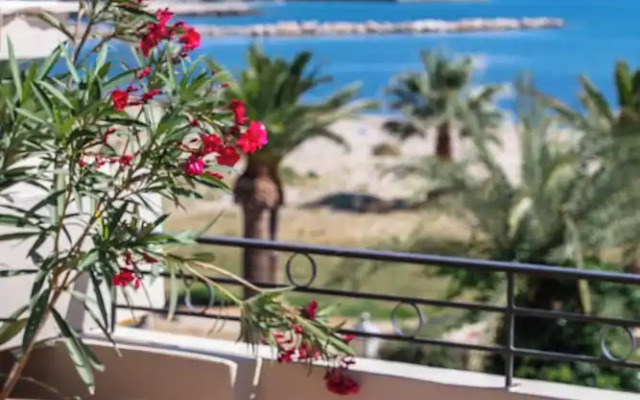 seafront cozy suite for 2 in Rethymno