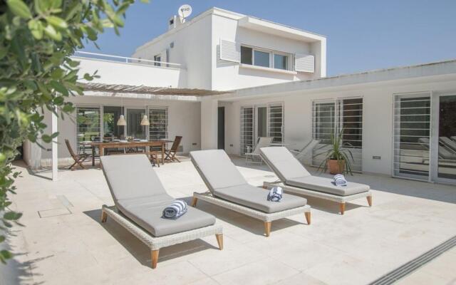 Villa Linda (AL) in Setúbal