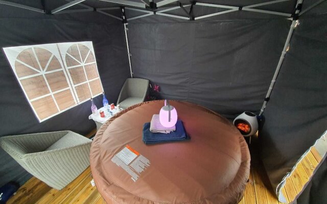 CMK Bar & Spa