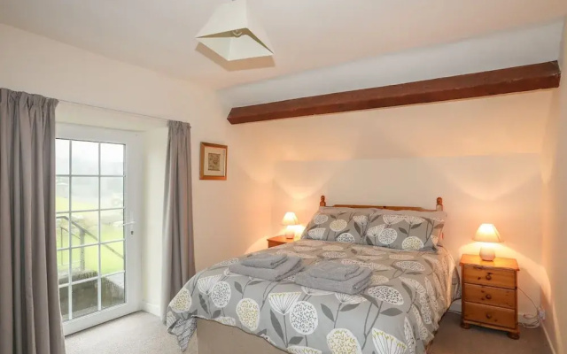 Bwthyn Derwin Fawr