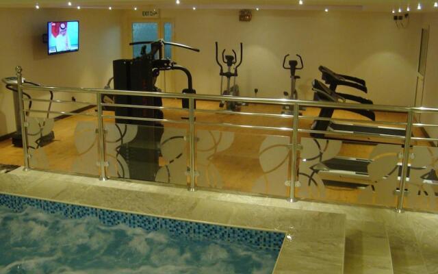 Samaya Suites