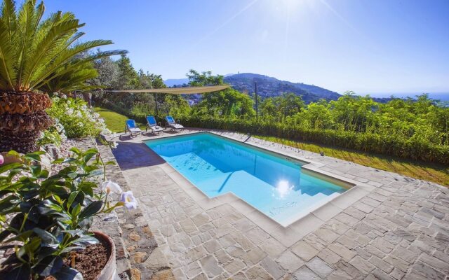 Villa dei Galli in Sant Agata sui Due Golfi