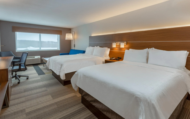 Holiday Inn Express & Suites Rice Lake by IHG