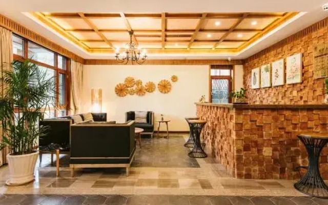 Manju Courtyard Hostel