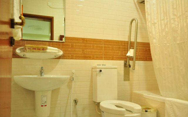 Al Bahjah Hotel