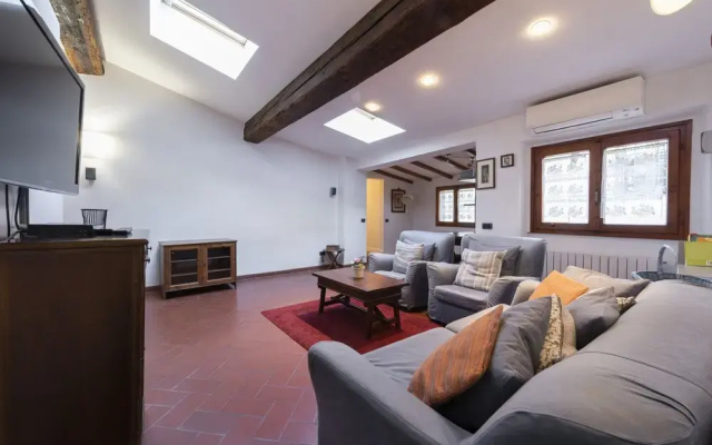 Toscanella 3 Bedrooms by Mmega
