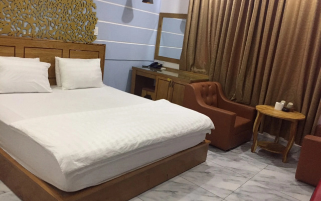 Sunrise Trung Son Hotel – Guest Rooms – Ho Chi Minh City