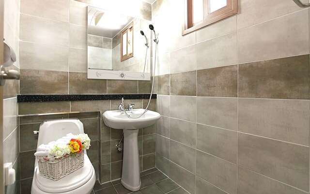 Suncheonman Baytravel Pension