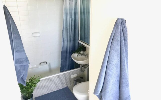 1 Bedroom Surfer’s View with Parking in Manly