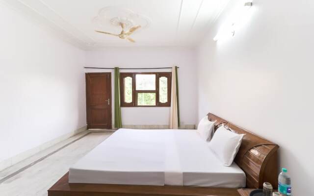 Sunshine by OYO Rooms