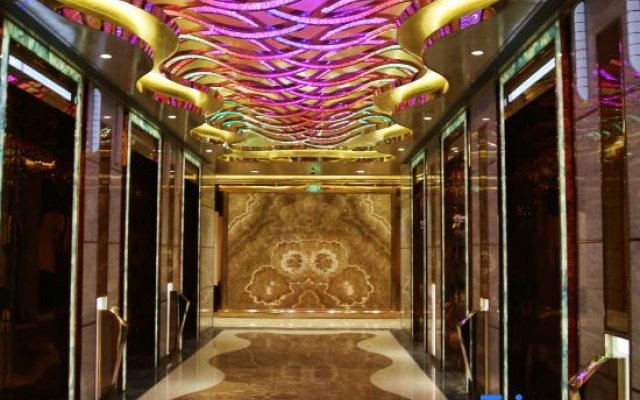 Zhongyang Goldnugget Hotel
