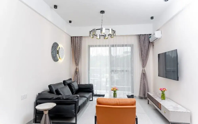 Greenland Apartment by Link