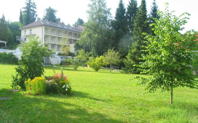 Privatklinik & Gesundheitshotel Am Schlossberg