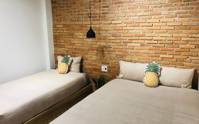 Uri House