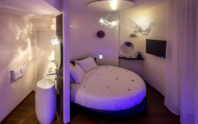 Suite Sistina For Brave Lovers