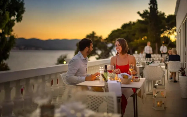 Aminess Younique Bellevue Hotel