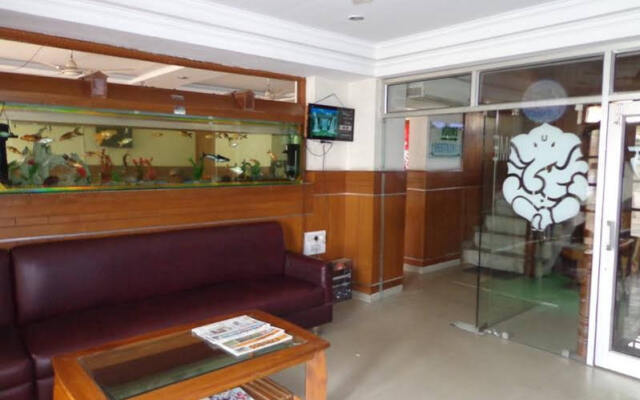 Neelam Hotel