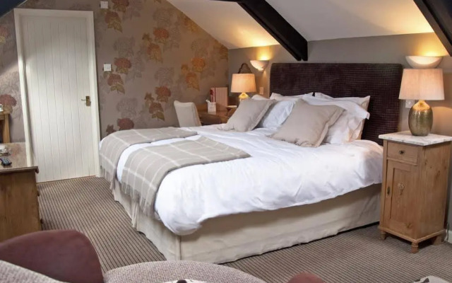 Kilbury Manor B&B