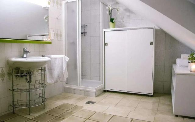 Homestay Sreš