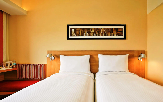 ibis New Delhi Aerocity Hotel
