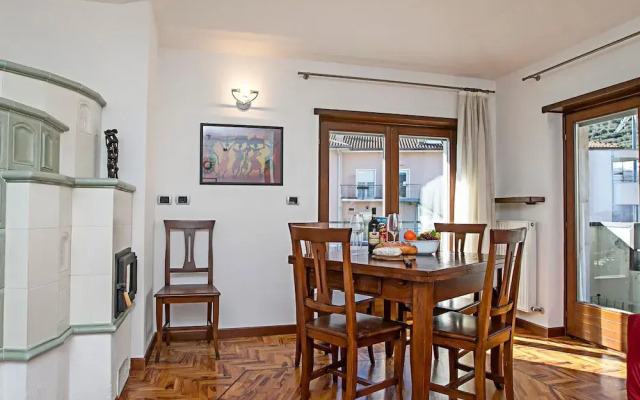 Paulie Apartment in Riva del Garda