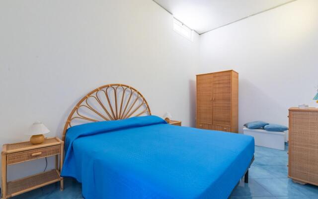 Holiday home with sea view in Castro, on the Adria-Marinè