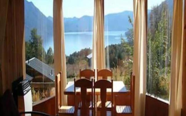 Cabañas Costa Caburgua