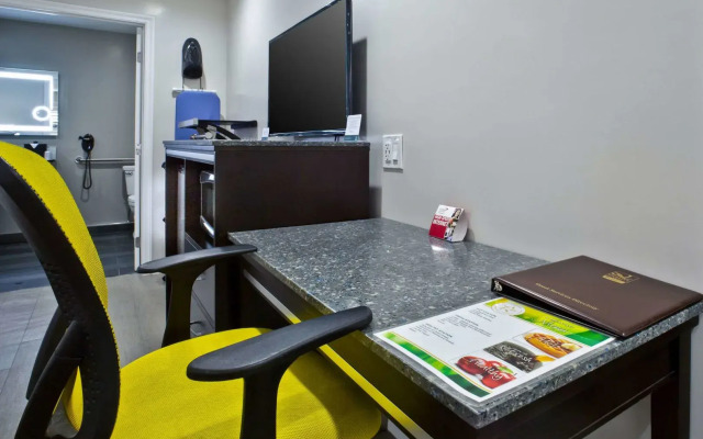 Bay Area Inn & Suites