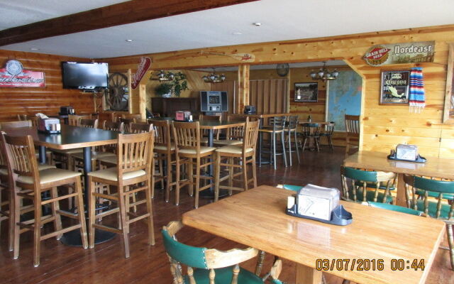 Horseshoe Bay Lodge