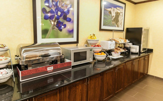Spark by Hilton Houston Hobby Airport