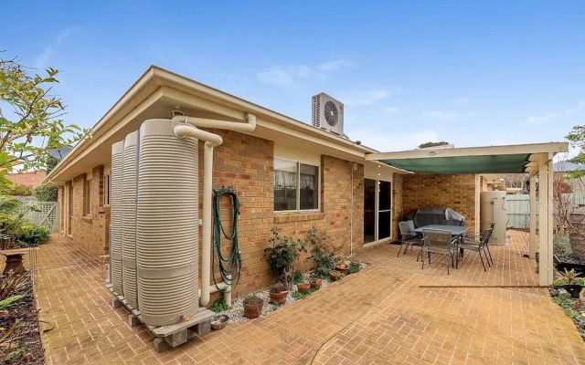 Cosy Unit at 2-3 Wyndham in Cowes
