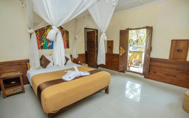 The Tanis Villas & Lembongan Express Bali